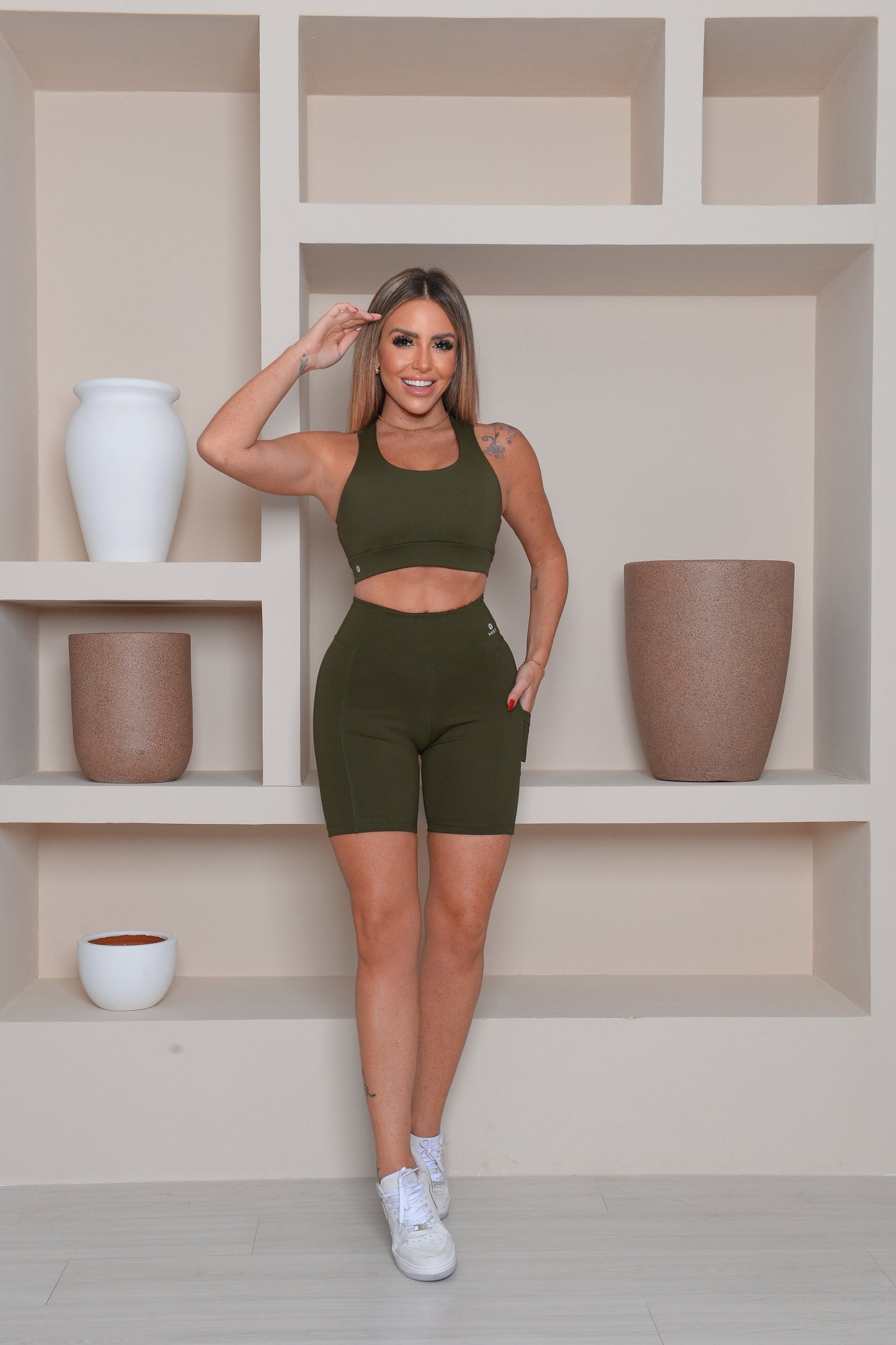 Bermuda Academia com Bolso-Militar