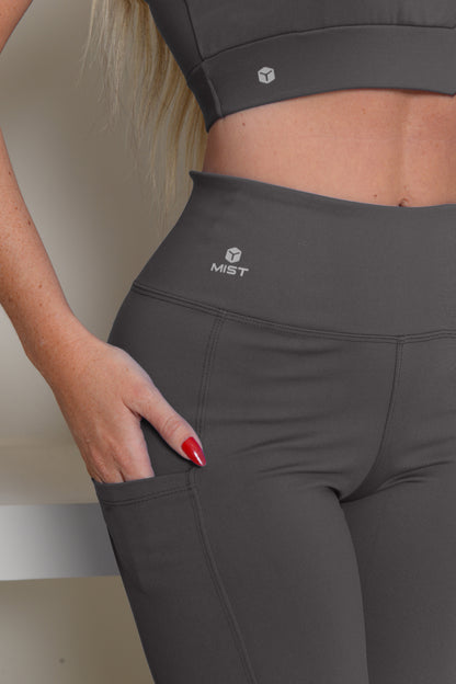 Calça Legging com Bolso-Chumbo