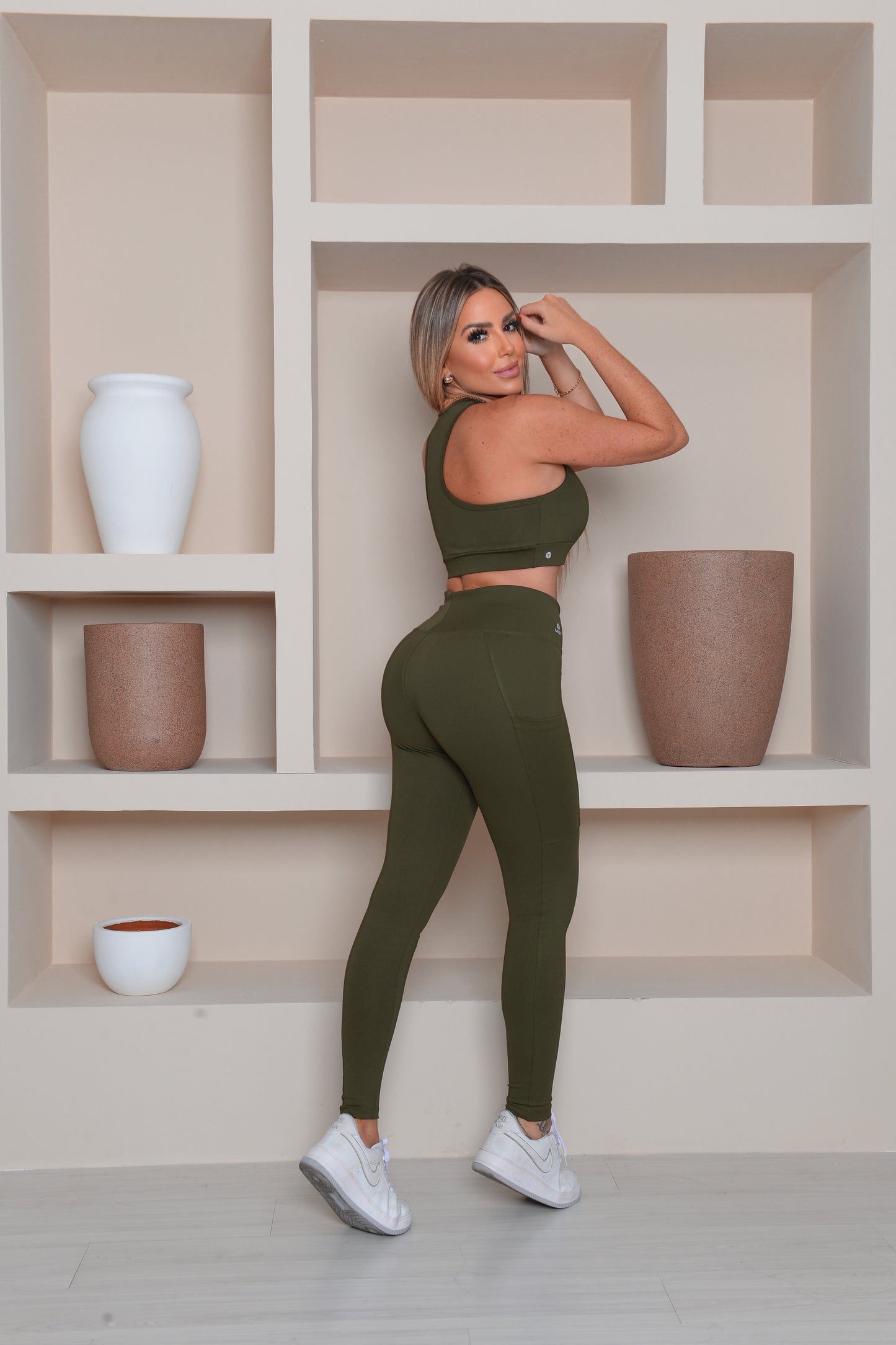 Calça Legging com Bolso-Militar