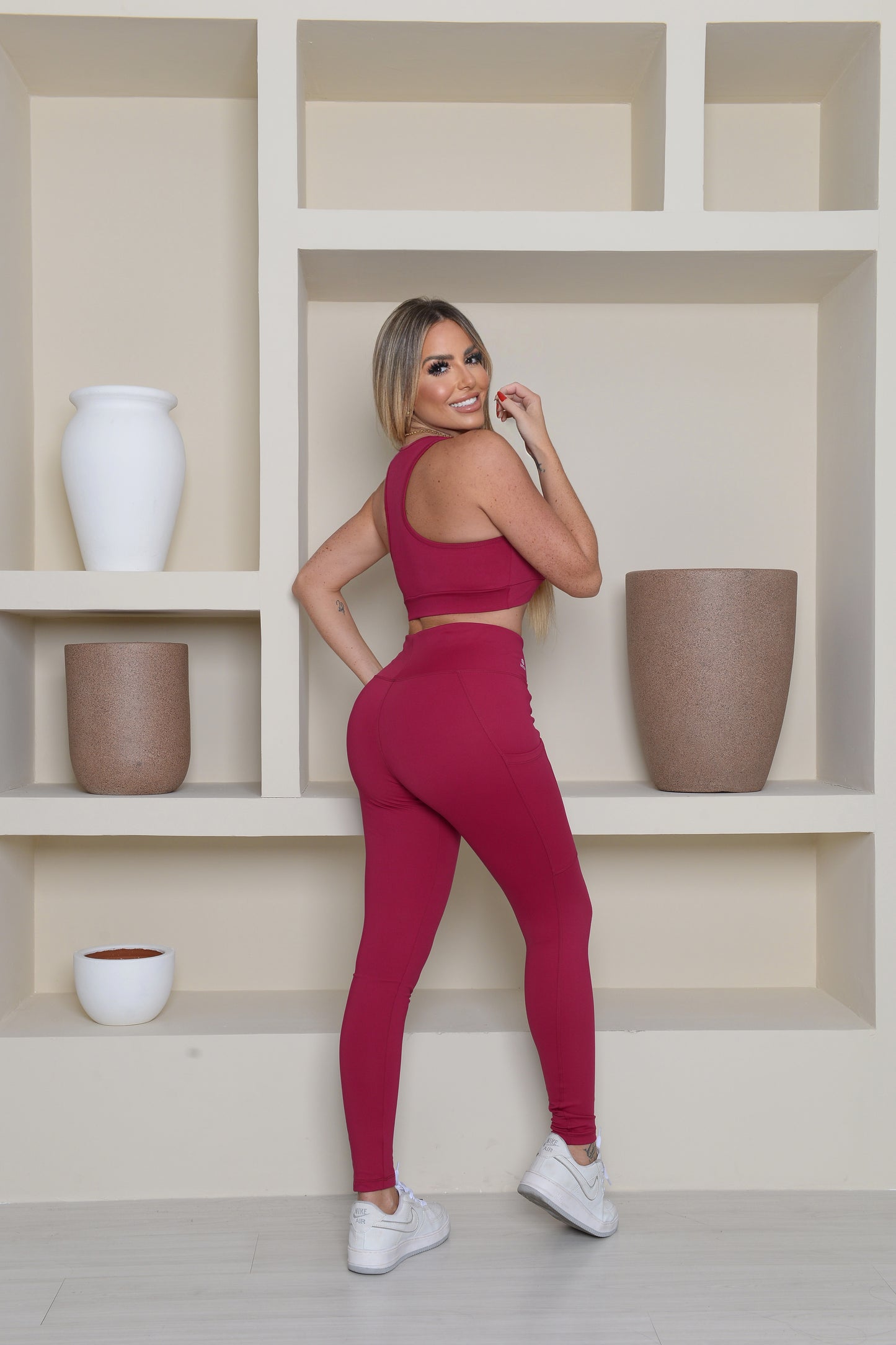 Calça Legging com Bolso-Vinho